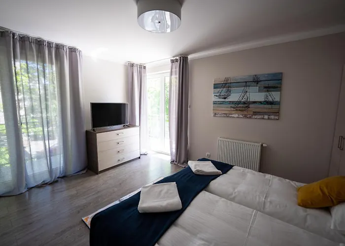 Feniks 12 - 63 M2 * Świnoujście